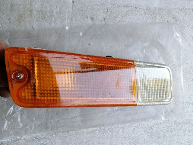 bontott MITSUBISHI L 200 Jobb első Irányjelző