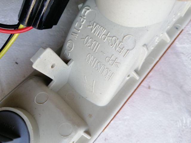 bontott MITSUBISHI L 200 Jobb első Irányjelző