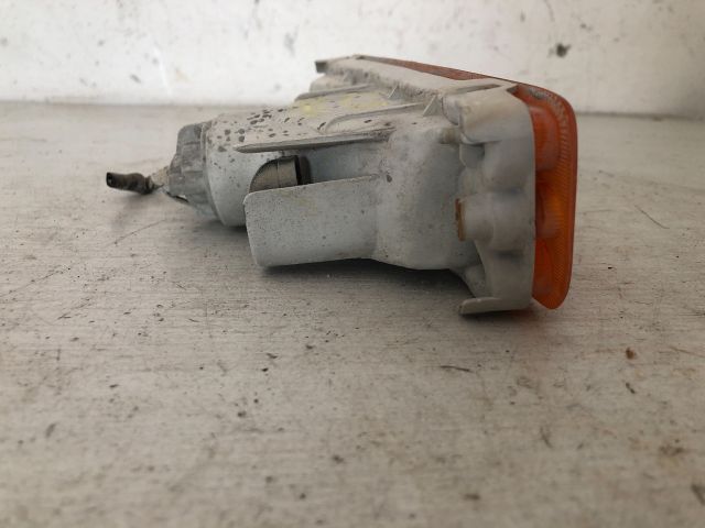 bontott MITSUBISHI L 200 Jobb első Irányjelző