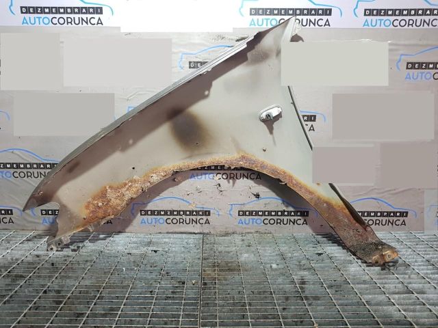 bontott MITSUBISHI L 200 Jobb első Sárvédő