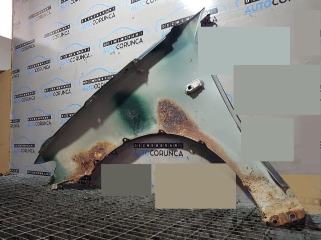 bontott MITSUBISHI L 200 Jobb első Sárvédő