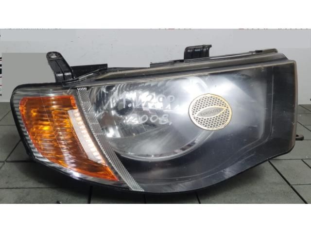 bontott MITSUBISHI L 200 Jobb Fényszóró
