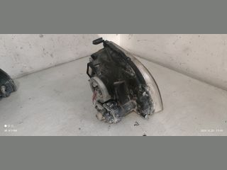 bontott MITSUBISHI L 200 Jobb Fényszóró