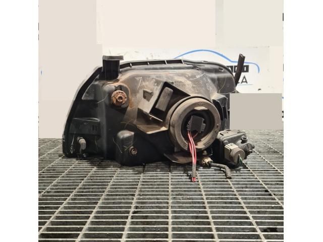 bontott MITSUBISHI L 200 Jobb Fényszóró