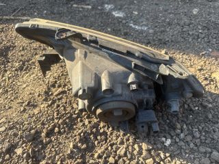 bontott MITSUBISHI L 200 Jobb Fényszóró