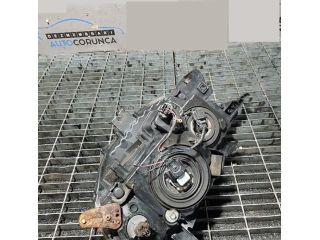 bontott MITSUBISHI L 200 Jobb Fényszóró