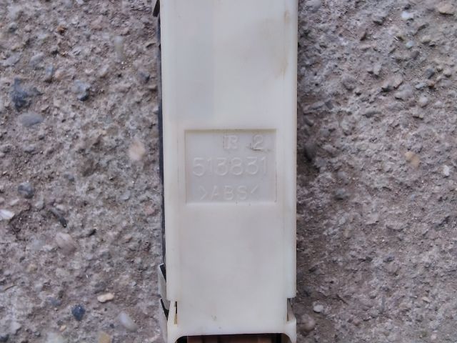 bontott MITSUBISHI L 200 Jobb hátsó Ablakemelő Kapcsoló