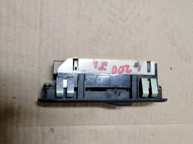 bontott MITSUBISHI L 200 Jobb hátsó Ablakemelő Kapcsoló