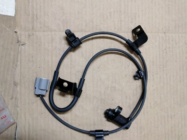 bontott MITSUBISHI L 200 Jobb hátsó ABS Jeladó