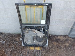 bontott MITSUBISHI L 200 Jobb hátsó Ajtó (Részeivel)