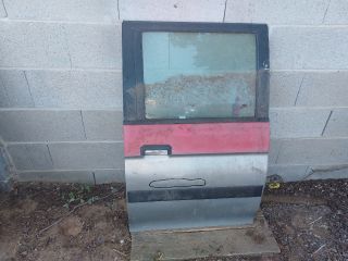 bontott MITSUBISHI L 200 Jobb hátsó Ajtó (Részeivel)