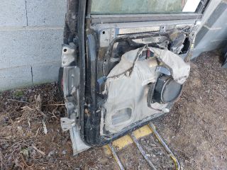 bontott MITSUBISHI L 200 Jobb hátsó Ajtó (Részeivel)