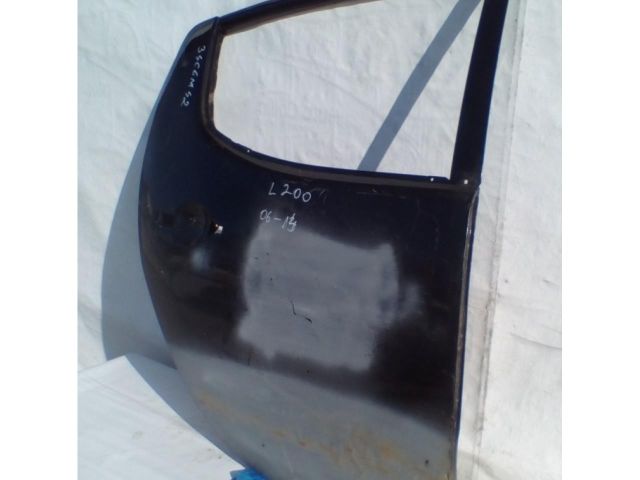 bontott MITSUBISHI L 200 Jobb hátsó Ajtó (Üres lemez)
