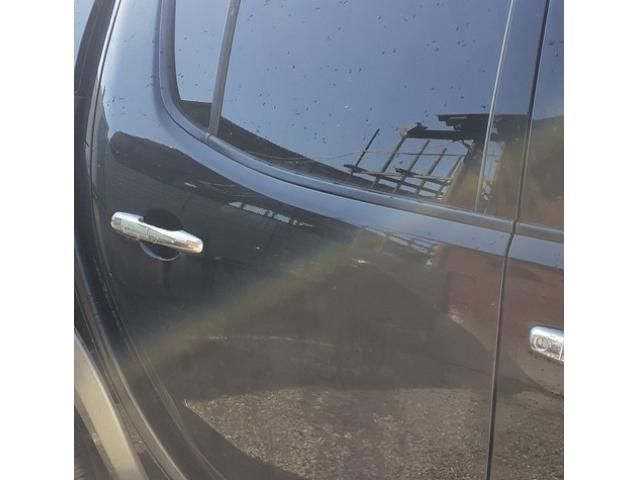 bontott MITSUBISHI L 200 Jobb hátsó Ajtó (Üres lemez)