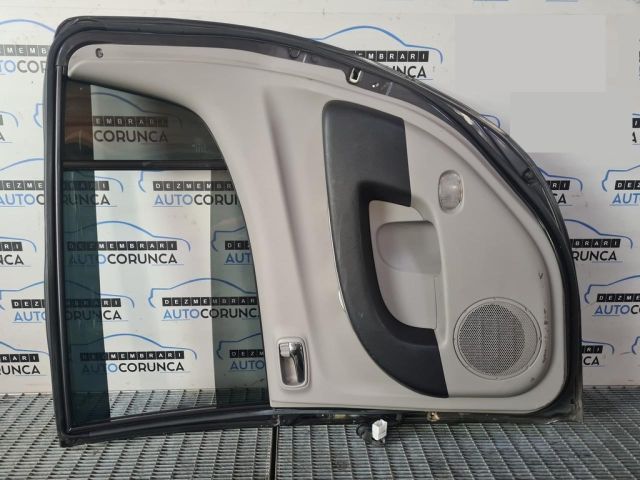 bontott MITSUBISHI L 200 Jobb hátsó Ajtó (Üres lemez)