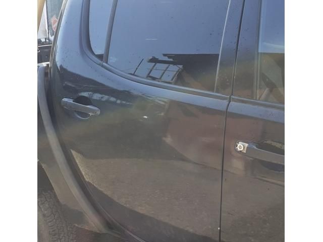 bontott MITSUBISHI L 200 Jobb hátsó Ajtó (Üres lemez)