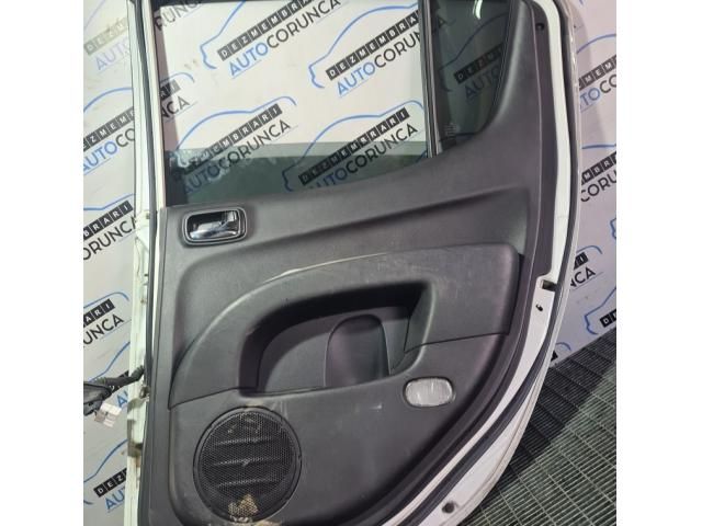 bontott MITSUBISHI L 200 Jobb hátsó Ajtó (Üres lemez)