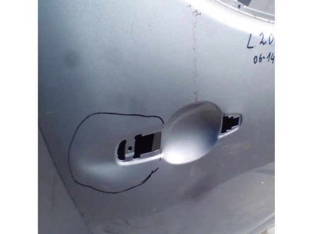 bontott MITSUBISHI L 200 Jobb hátsó Ajtó (Üres lemez)