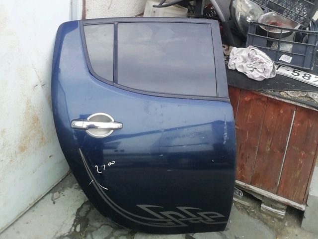 bontott MITSUBISHI L 200 Jobb hátsó Ajtó (Üres lemez)