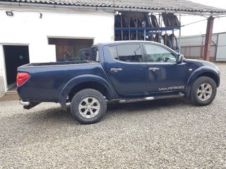 bontott MITSUBISHI L 200 Jobb hátsó Ajtó (Üres lemez)