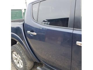 bontott MITSUBISHI L 200 Jobb hátsó Ajtó (Üres lemez)
