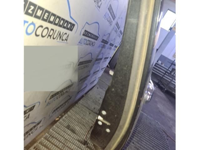 bontott MITSUBISHI L 200 Jobb hátsó Ajtó (Üres lemez)