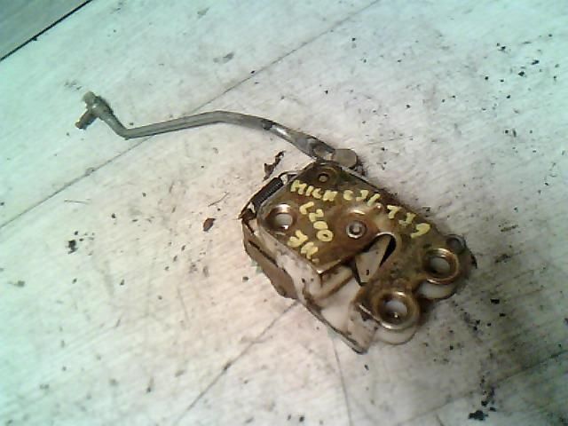 bontott MITSUBISHI L 200 Jobb hátsó Ajtózár