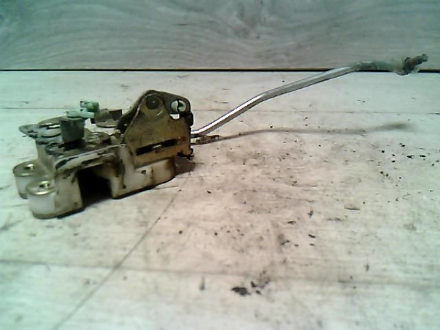 bontott MITSUBISHI L 200 Jobb hátsó Ajtózár