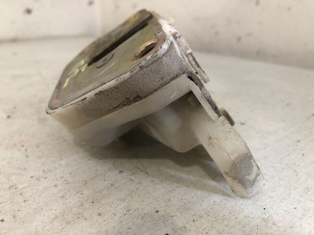 bontott MITSUBISHI L 200 Jobb hátsó Ajtózár