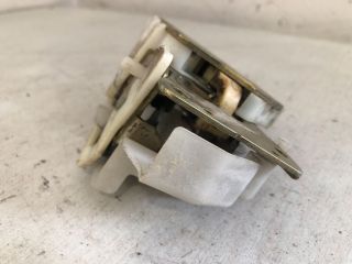 bontott MITSUBISHI L 200 Jobb hátsó Ajtózár