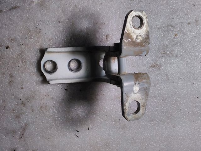 bontott MITSUBISHI L 200 Jobb hátsó Alsó Zsanér