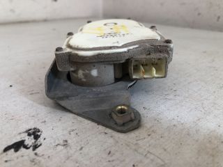 bontott MITSUBISHI L 200 Jobb hátsó Központizár Motor