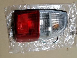 bontott MITSUBISHI L 200 Jobb Hátsó Lámpa