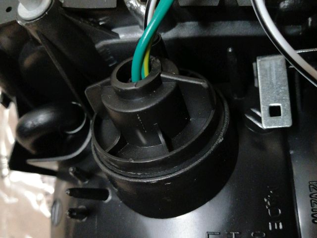 bontott MITSUBISHI L 200 Jobb Hátsó Lámpa