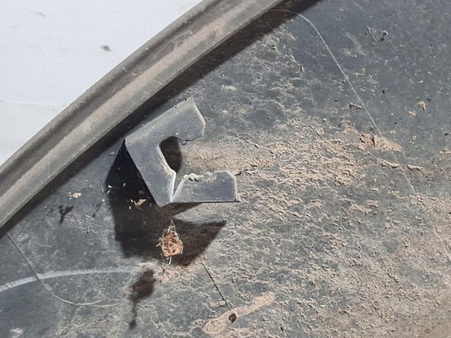 bontott MITSUBISHI L 200 Jobb hátsó Sárvédő Díszléc