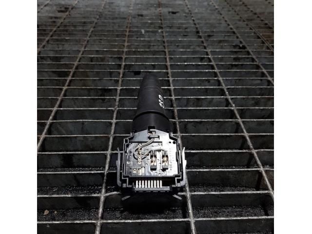 bontott MITSUBISHI L 200 Jobb Kormánykapcsoló Ablaktörlő