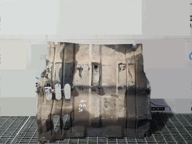 bontott MITSUBISHI L 200 Kartervédő