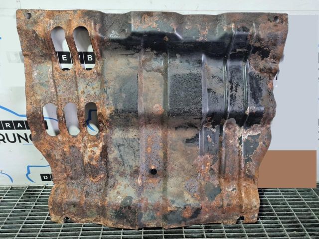 bontott MITSUBISHI L 200 Kartervédő