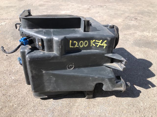 bontott MITSUBISHI L 200 Klíma Párologtató