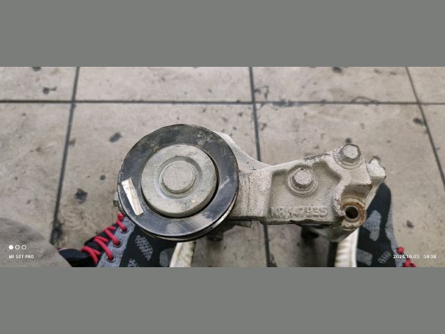 bontott MITSUBISHI L 200 Klíma Tartó Bak