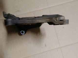 bontott MITSUBISHI L 200 Klímakompresszor Tartó Bak