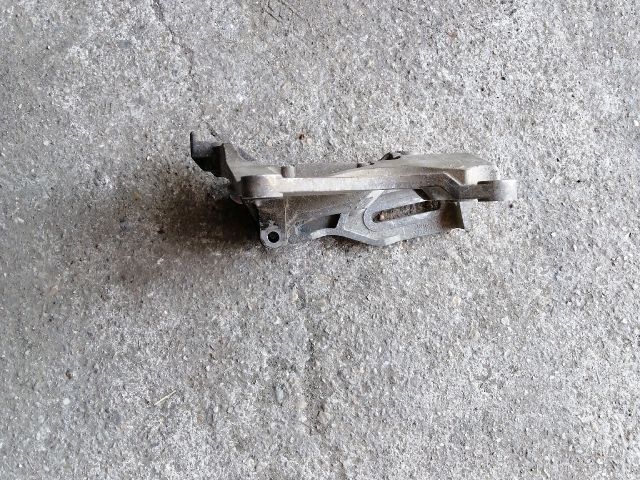 bontott MITSUBISHI L 200 Klímakompresszor Tartó Bak