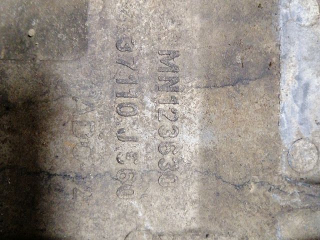 bontott MITSUBISHI L 200 Klímakompresszor Tartó Bak