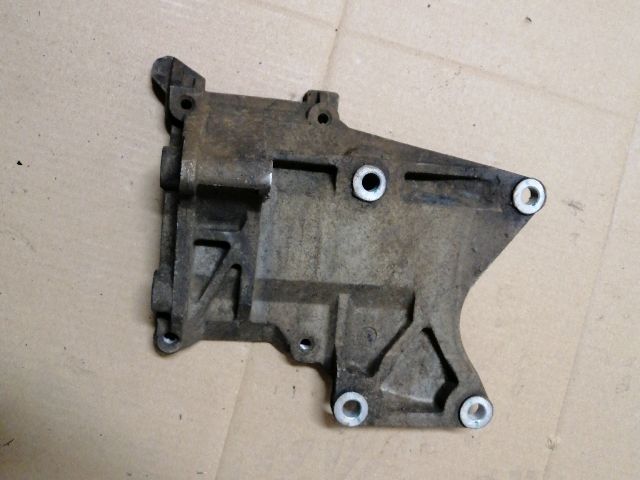 bontott MITSUBISHI L 200 Klímakompresszor Tartó Bak