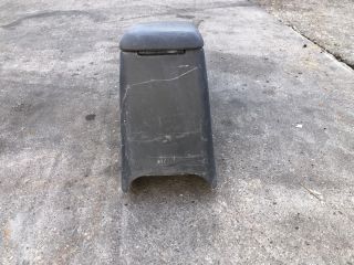 bontott MITSUBISHI L 200 Könyöklő