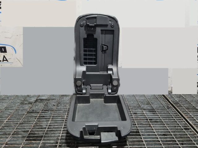 bontott MITSUBISHI L 200 Könyöklő