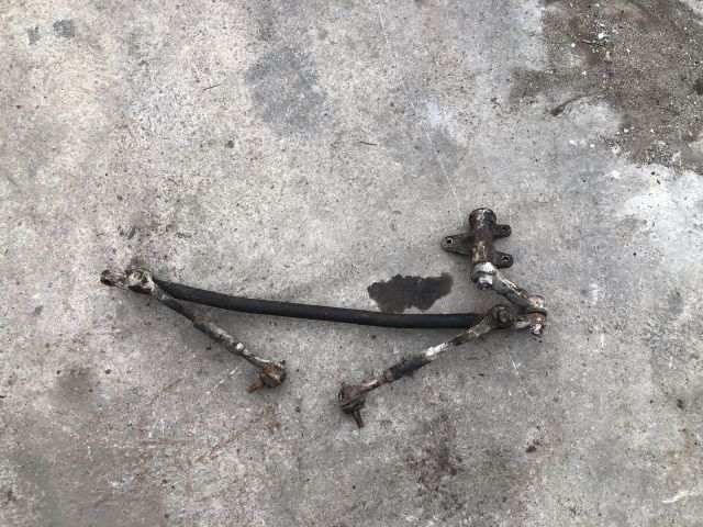 bontott MITSUBISHI L 200 Kormányösszekötő Rúd