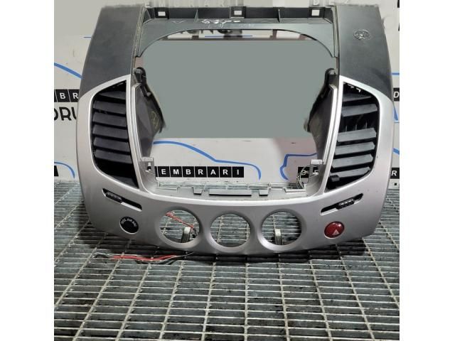 bontott MITSUBISHI L 200 Középső Szellőző