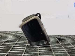 bontott MITSUBISHI L 200 Középső Szellőző