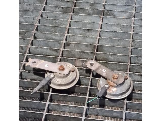 bontott MITSUBISHI L 200 Kürt